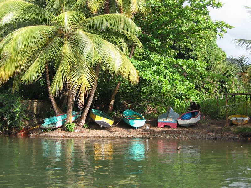 Grenadines charter