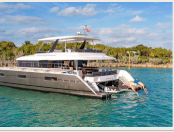 Power catamaran Ultra
